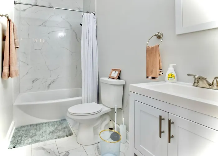 Lux Apt In Bronzeville, Min From Downtown-rsv Now! Апартаменты