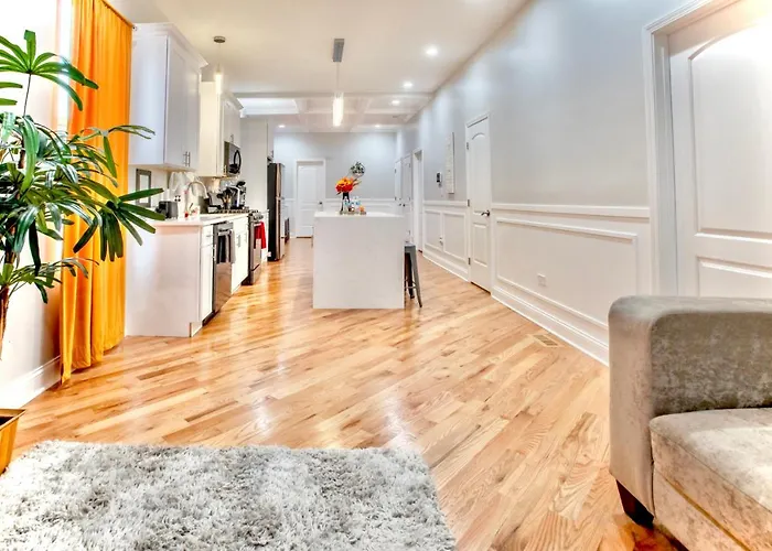 Lux Apt In Bronzeville, Min From Downtown-rsv Now! Чикаго