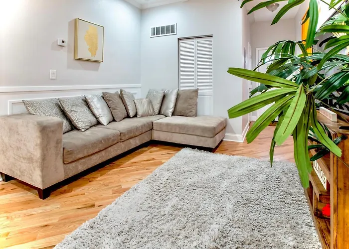 Lux Apt In Bronzeville, Min From Downtown-rsv Now! Апартаменты